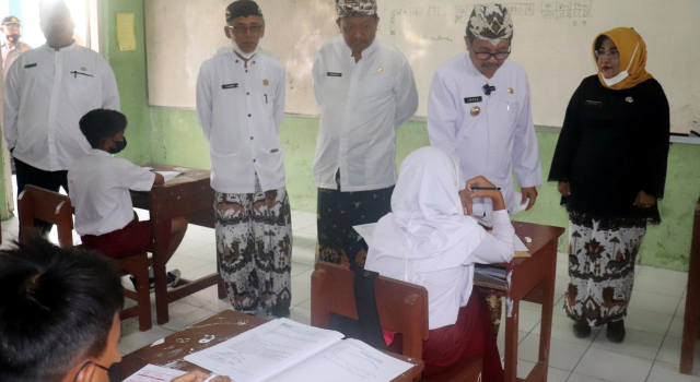 878 SD di Kabupaten Cirebon, Laksanakan Ujian Sekolah Serentak