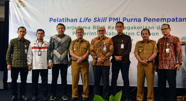 100 Purna PMI Kabupaten Cirebon Dilatih Wirausaha