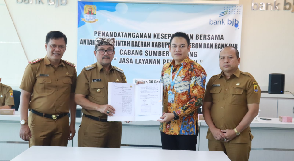 Pemkab Cirebon dan Bank BJB Cabang Sumber Laksanakan Penandatanganan MoU Jasa Layanan Perbankan