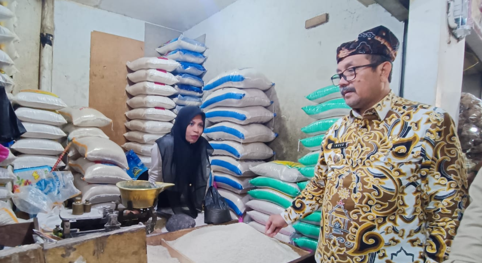 Sejumlah Harga Bahan Pokok di Kabupaten Cirebon Mulai Alami Penurunan Harga