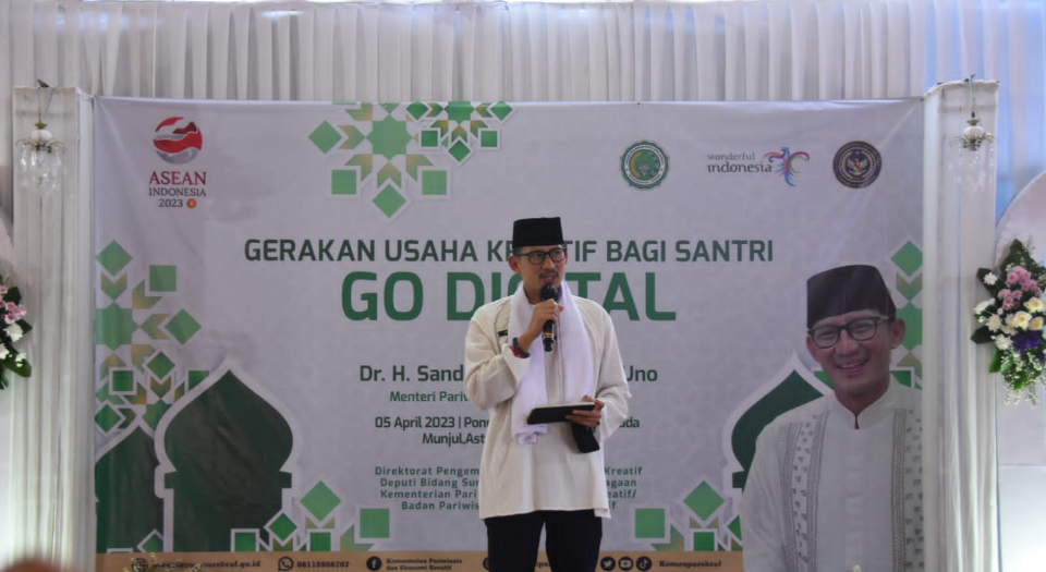 Menparekraf Dorong Santri Lahirkan Konten Bernafaskan Islami