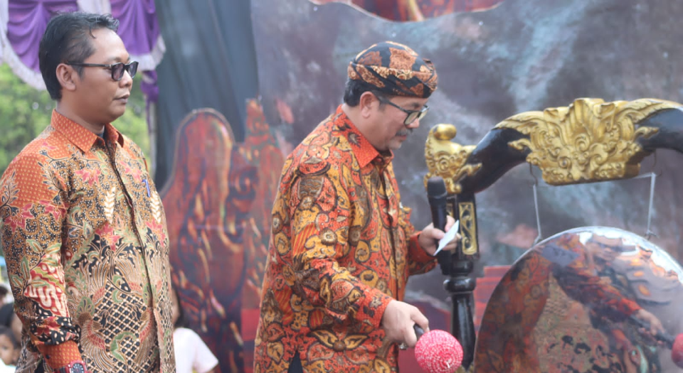 Gegesik Creative Festival Resmi Dibuka, Bupati Imron Ajak Masyarakat Lestarikan Seni dan Budaya