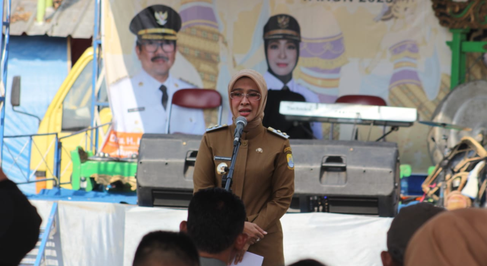 Lewat Pentas Seni, Pemkab Cirebon Ajak Masyarakat Ikut Berantas Rokok Ilegal