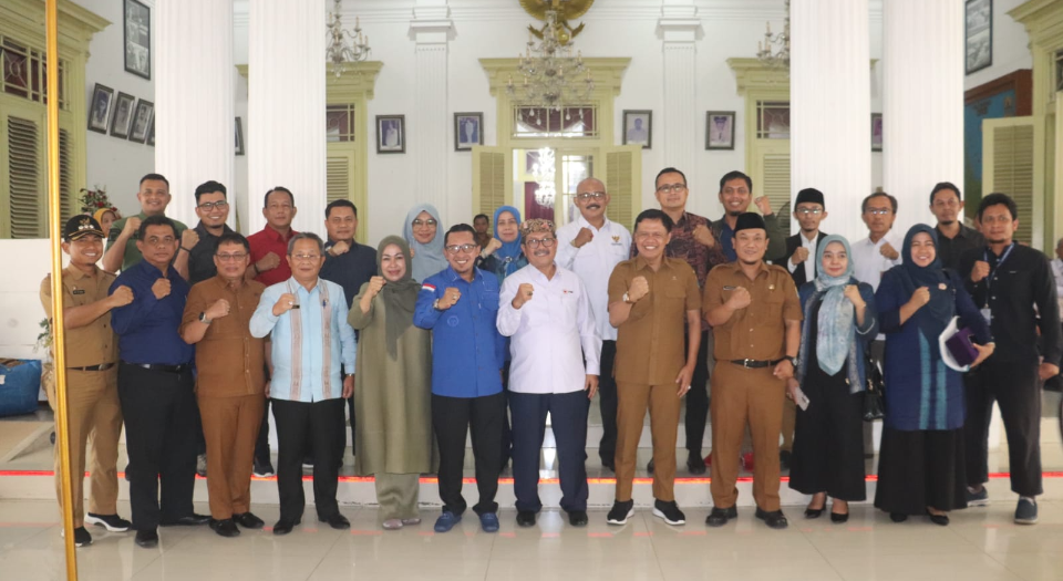 KID Kabupaten Cirebon Jadi Rujukan Daerah Lain, Bupati Imron Terima Kunjungan Pemkab Tanah Datar Provinsi Sumatera Barat